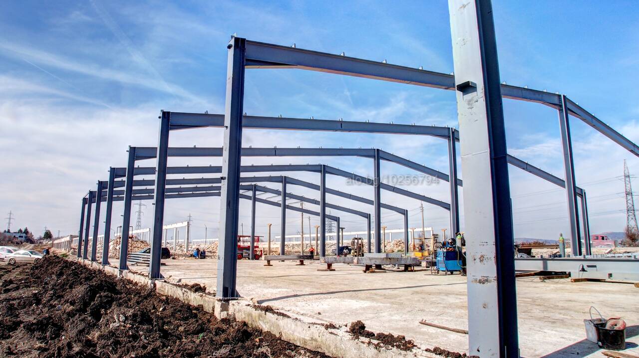 Модерен индустриален имот в центъра на Варна - 120 кв.м, клас А енергийна ефективност, отлично състояние, идеален за бизнес